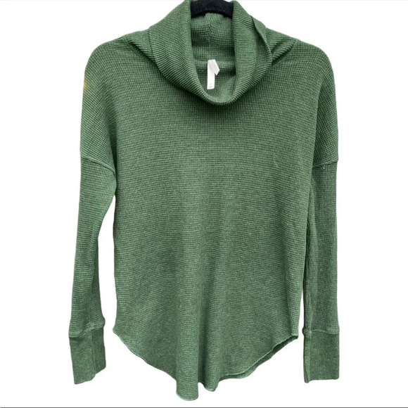 Aritzia The Group by Babaton women’s Thermal Cowl neck Fatigue green Size Small - Picture 2 of 6
